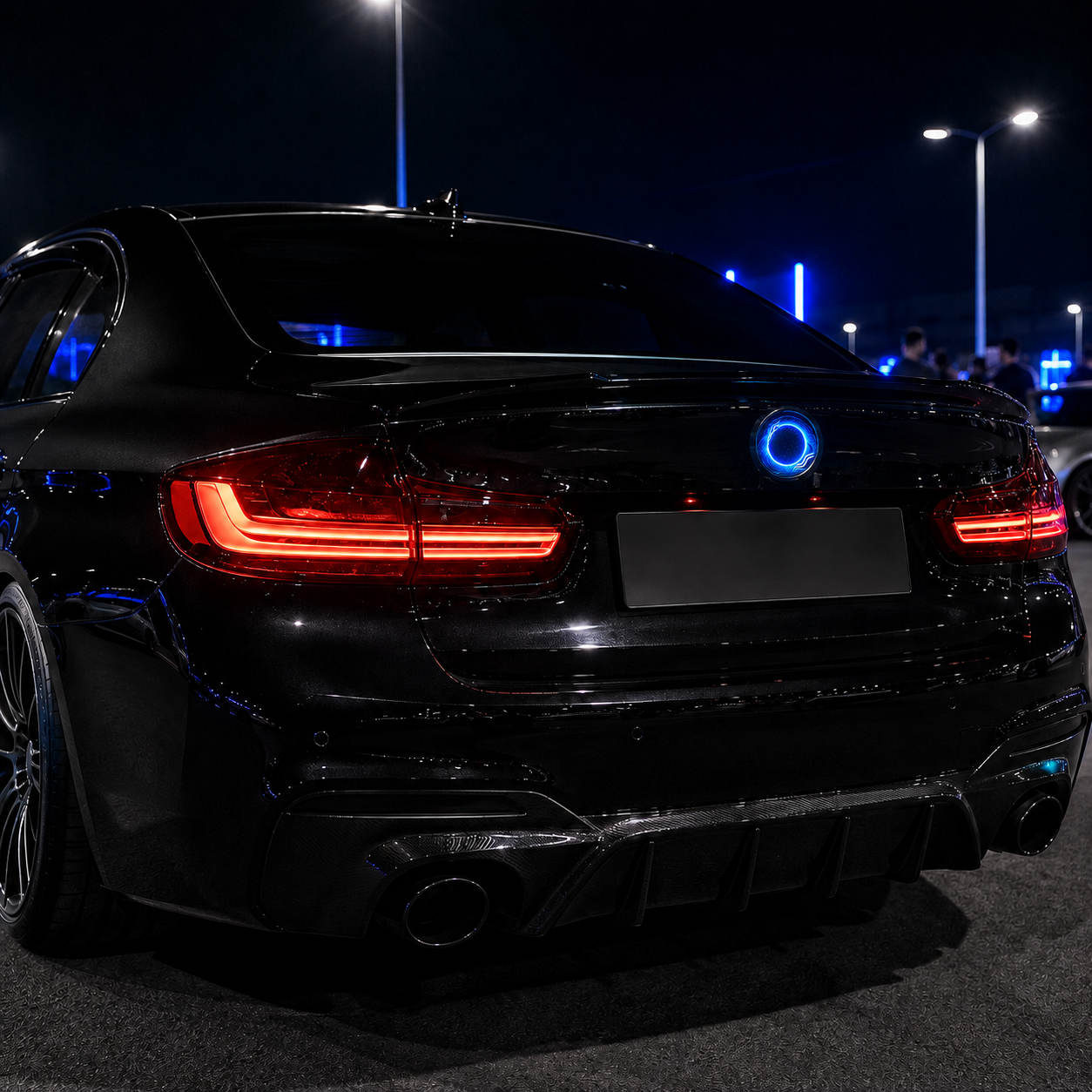 RoadGlow™ Dynamic Emblem Display